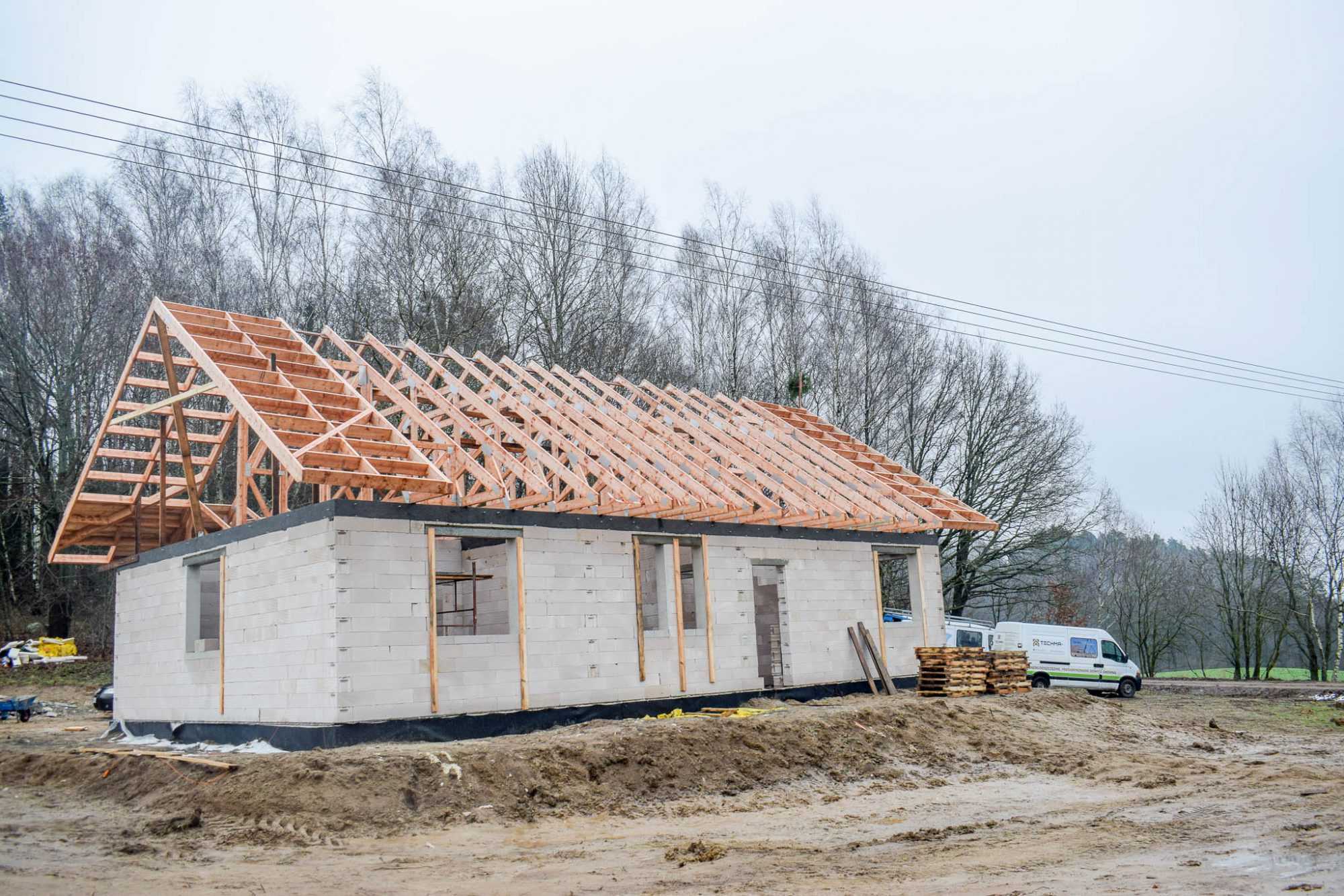 techma-02 Gotowa wieźba z wiązarów dachowych