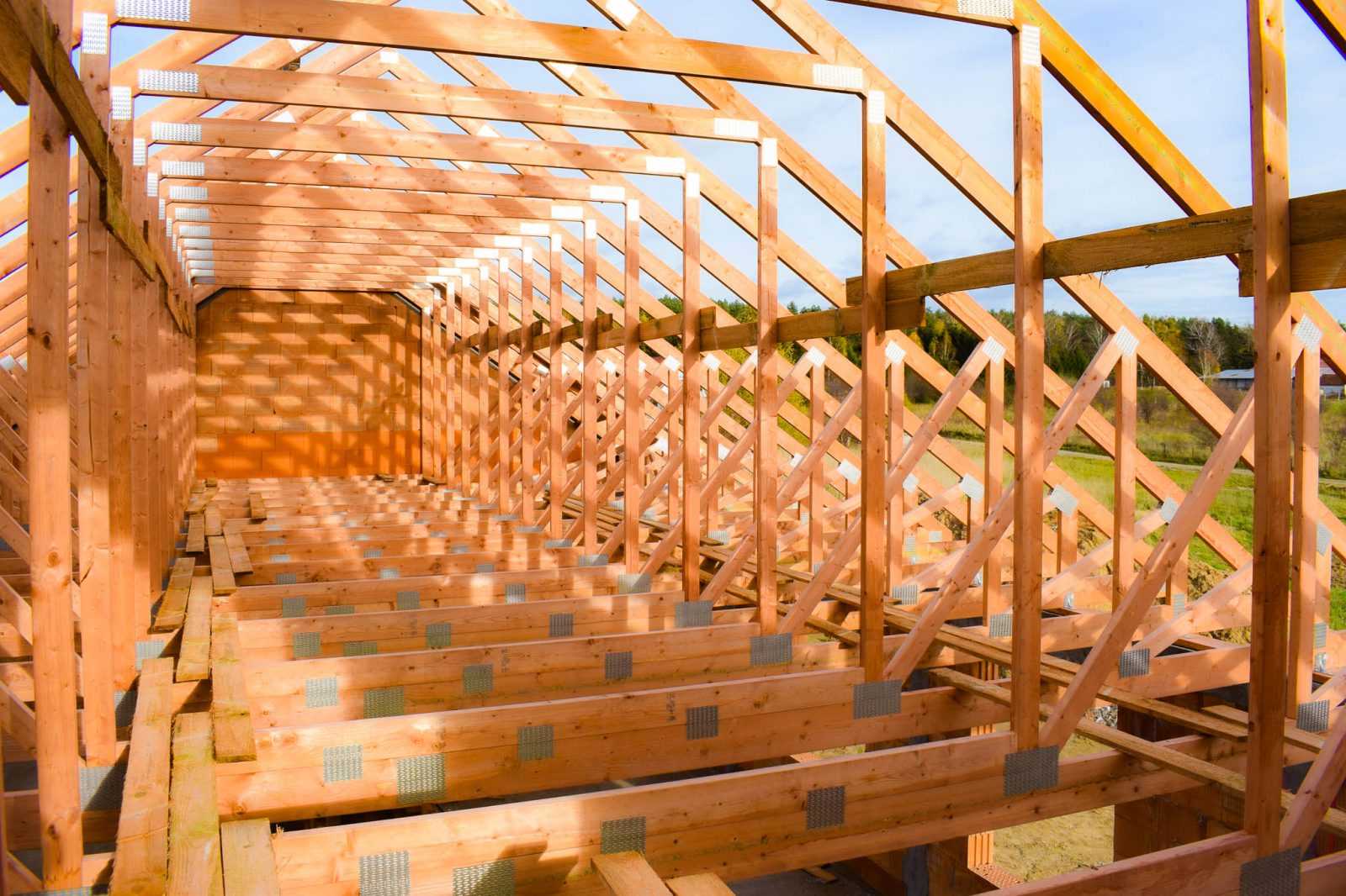 techma-08 Gotowa wieźba dachowa z wiązarów dachowych